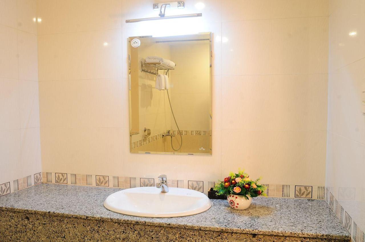 Dong Do Hotel Hô Chi Minh-Ville Extérieur photo